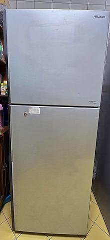 Well maintained refrigerator 